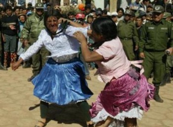 Боливия. 'Тинку' - 'Праздника схватки'