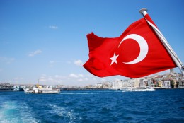 Турция хочет позволить нашим гражданам оплачивать отдых рублями. Сервис в туризме