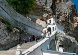 Успенский пещерный монастырь. Крым → Архитектура