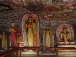 Золотой Пещерный Храм. Шри-Ланка → Дамбулла → Архитектура
