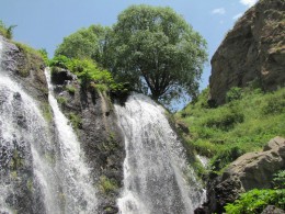 Водопад Шаки. Природа
