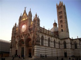 Кафедральный собор. Италия → Милан → Архитектура