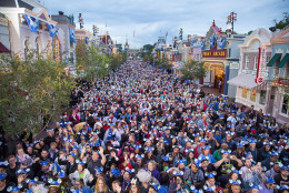 Парижский Диснейленд без очередей