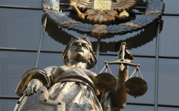 Сколько стоит справедливость: разбираемся, как вернуть деньги за адвоката и почему суд может урезать выплаты. Происшествия, катастрофы