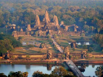 Откройте для себя город - храм Ангкор