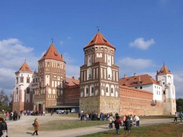 Экскурсии по Беларуси обходятся туристу в сумму от 10 до 100 у.е.. Экскурсии и маршруты