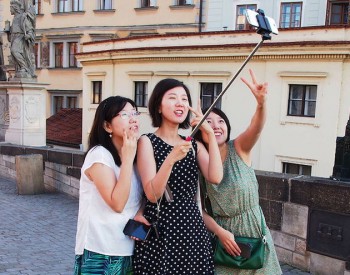 Москва и Санкт-Петербург лидируют в списке предпочтений китайский путешественников