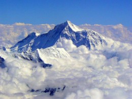 Самая высокая гора на Земле. Экстремальный туризм и отдых