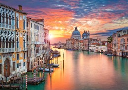 Как правильно перемещаться по Венеции?	
. Италия
