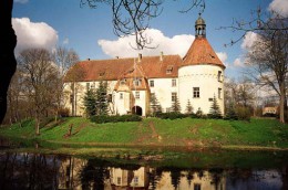 Замок Яунпилс. Латвия → Добеле → Архитектура