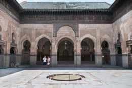 Медресе Бу Инания. Марокко → Фес → Архитектура