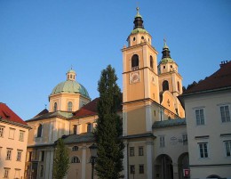 Кафедральный собор св. Николая. Словения → Любляна → Архитектура