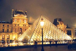 Лувр. Франция → Париж → Музеи