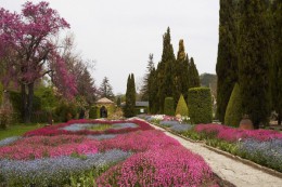 Дворец королевы Марии и Ботанический сад. Архитектура