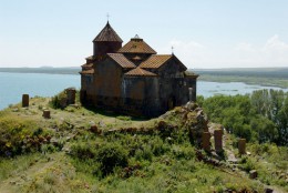Храм Айраванк. Армения → Гегаркуникский марз → Архитектура