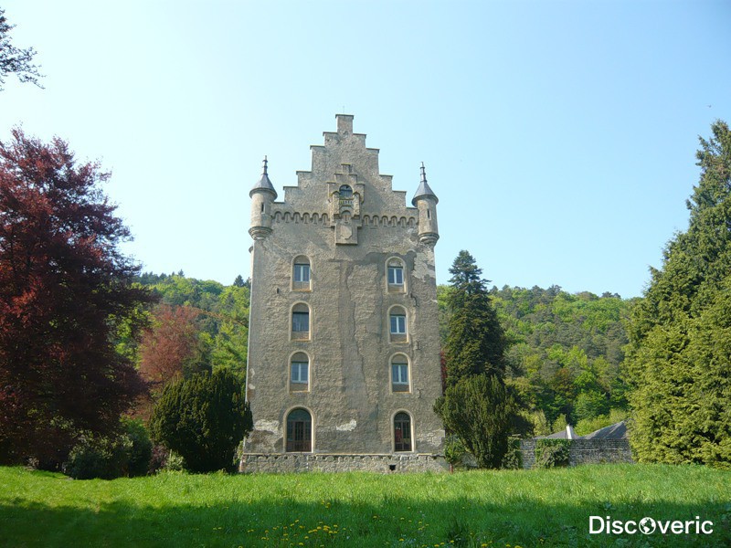 Семерки замка. Долина семи замков в Люксембурге. Замок Бофор Люксембург. Замок анзенбург Люксембург. Буршайд (замок, Люксембург).