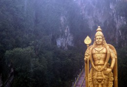 Пещеры Бату. Куала-Лумпур → Природа