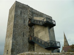 Листоуэльский замок. Архитектура