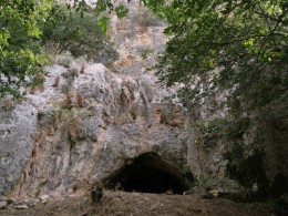 Азыхская пещера 