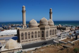 Мечеть Биби-Эйбат . Азербайджан → Баку → Архитектура