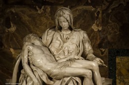 Скульптурная композиция Пьета. Ватикан → Архитектура