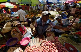 Блошиный рынок. Мадагаскар → Антананариву → Шопинг