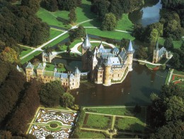 Замок Де Хаар. Нидерланды → Утрехт → Архитектура