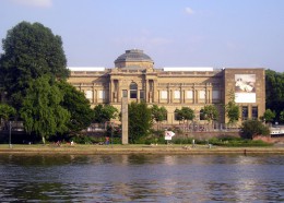 Музейный комплекс на Шаумайнкай. Германия → Франкфурт-на-Майне → Музеи
