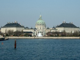Королевский дворец Амалиенборг. Дания → Копенгаген → Архитектура