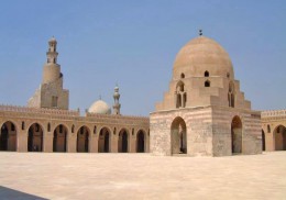 Мечеть Амра ибн аль-Ааса. Египет → Каир → Архитектура