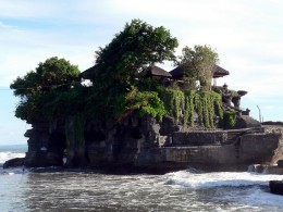 Храм Танах Лот. Индонезия → о.Бали → Архитектура