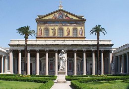 Базилика Сан Паоло Фуори ле Мура. Рим → Архитектура