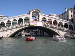 Мост Риальто. Венеция → Архитектура