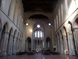 Церковь Сан-Лоренцо-Маджоре. Архитектура