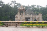 Мавзолей 72 мучеников в парке Хуанхуаган, Гуанчжоу, Китай