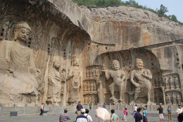 Гроты Лунмэня (Пещеры 10000 Будд). Китай → Лоян → Архитектура